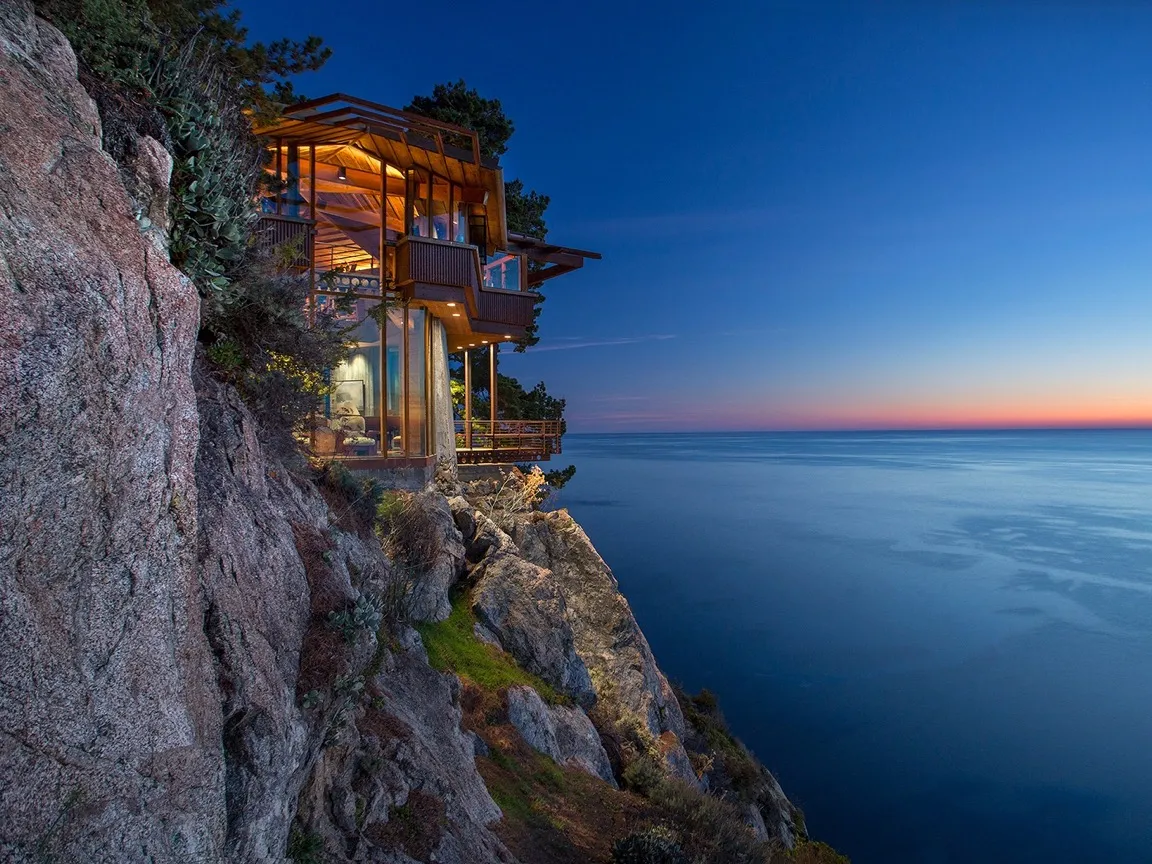 Cliff House – Big Sur, California