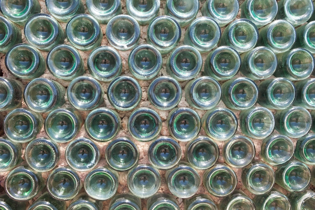 Glass Bottle Walls for Natural Lighting