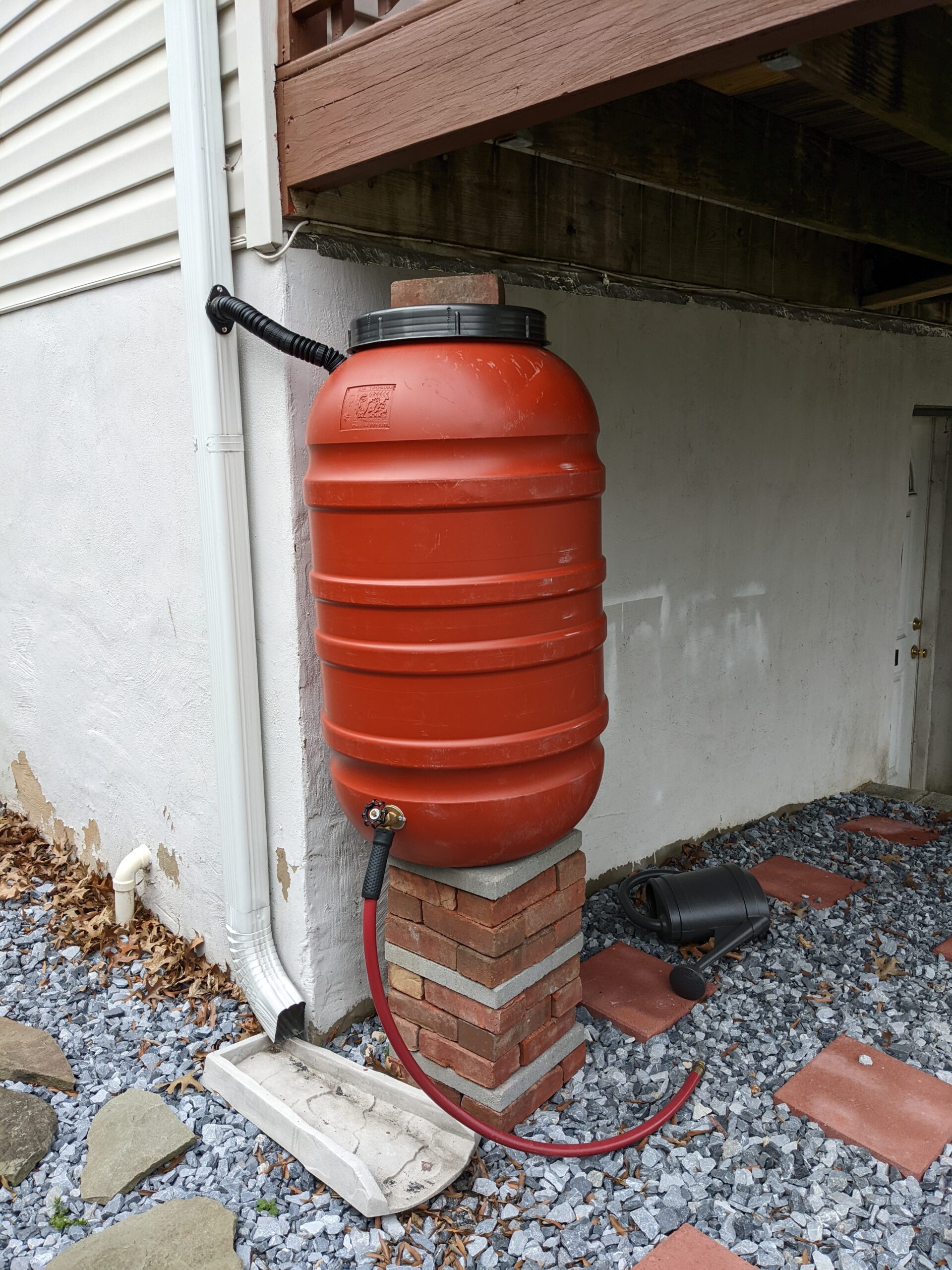 Rainwater Collection Systems with Recycled Barrels