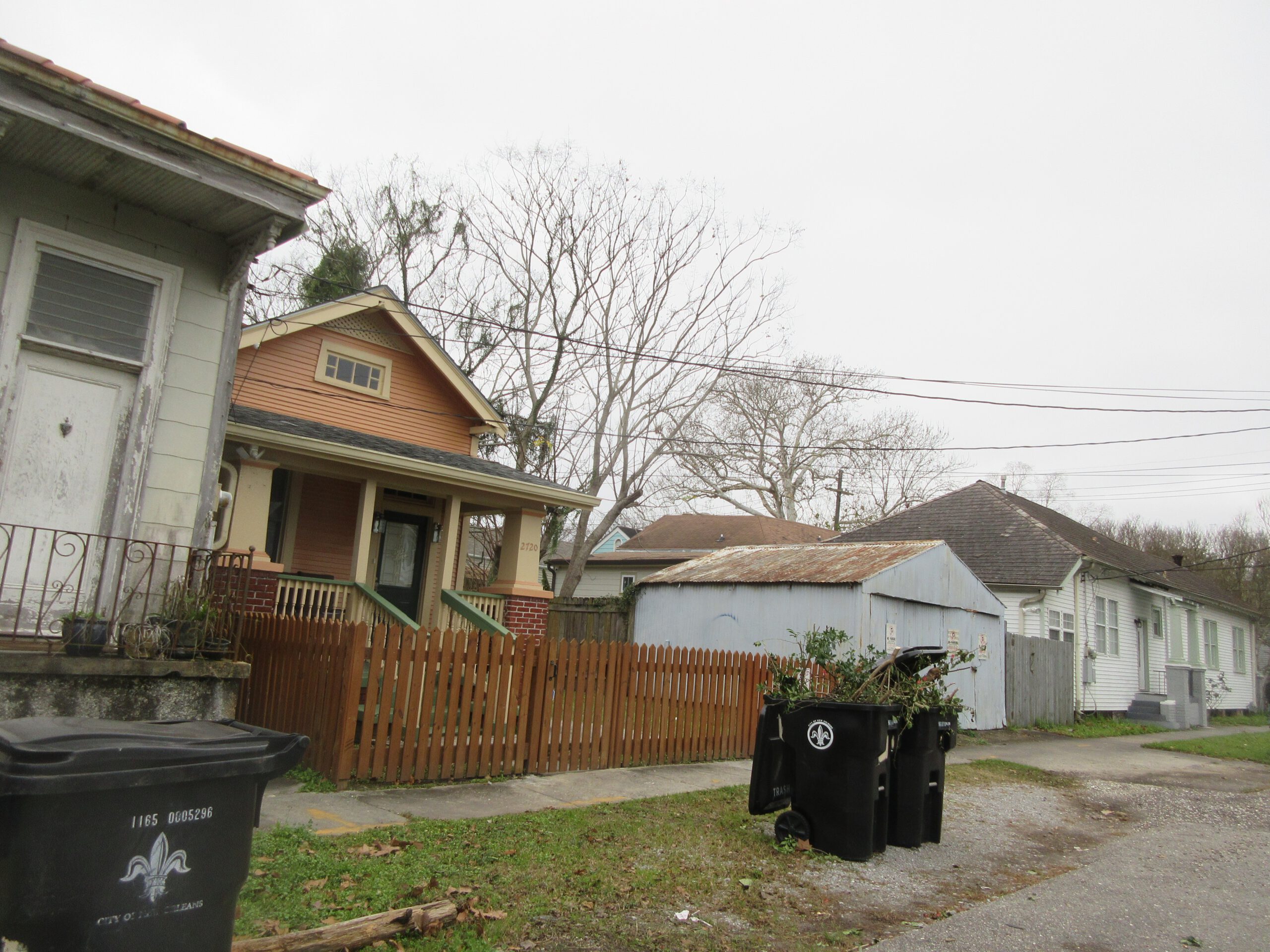 The Most Bizarre Home Materials: Houses Made of Salt and Trash
